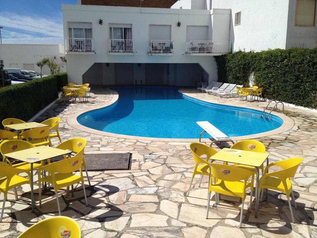 Granada Holidays Pensionat São Martinho do Porto Eksteriør billede