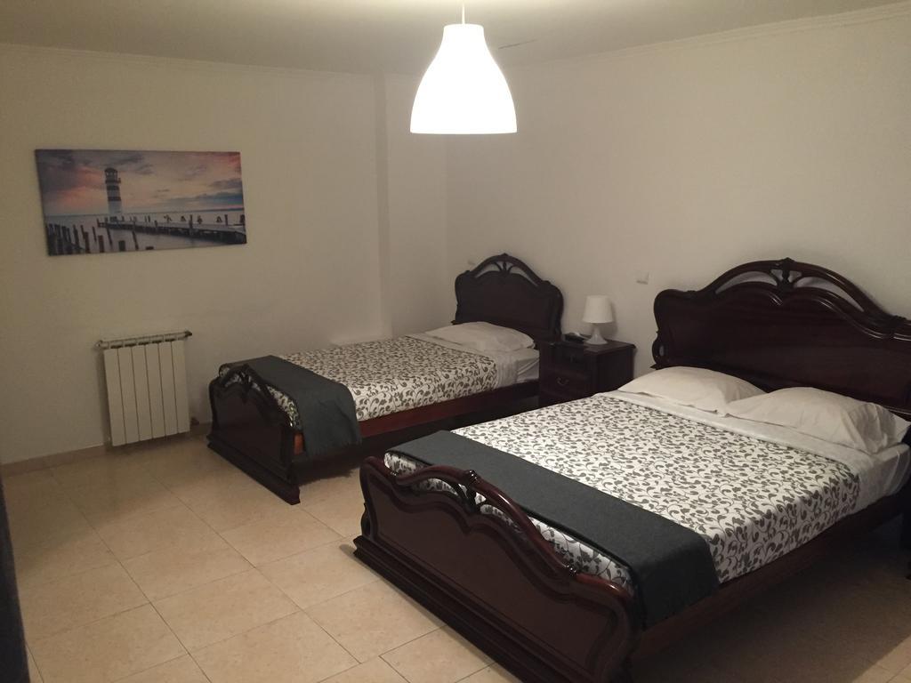 Granada Holidays Pensionat São Martinho do Porto Eksteriør billede